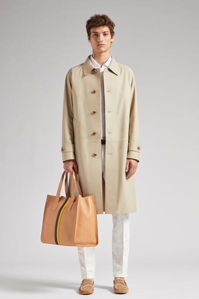 مجموعة Tod’s الرجالية لربيع وصيف 2020... تصاميم خفيفة بجودة عالية